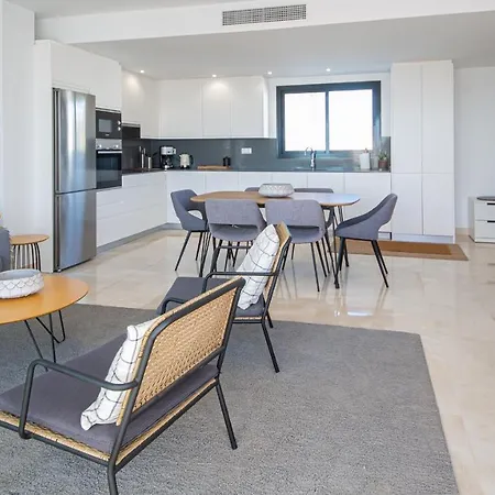 Lotus 6 Atico A Lejlighed