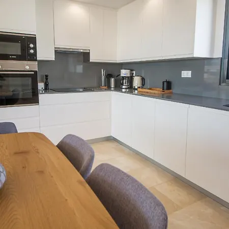 Lotus 6 Atico A Casares